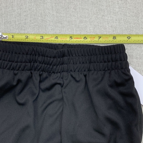 CHAMPION Little Boys "C" Outline Script Short Size 4 - Picture 6 of 8